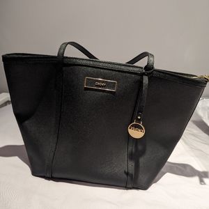 DKNY tote black with gold